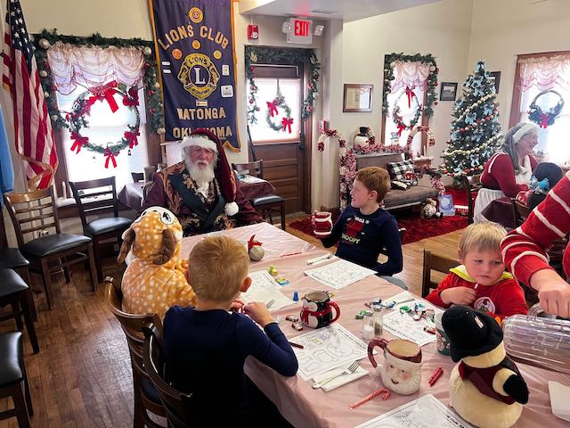 Breakfast with Santa  and Santa at the Ferguson Museum